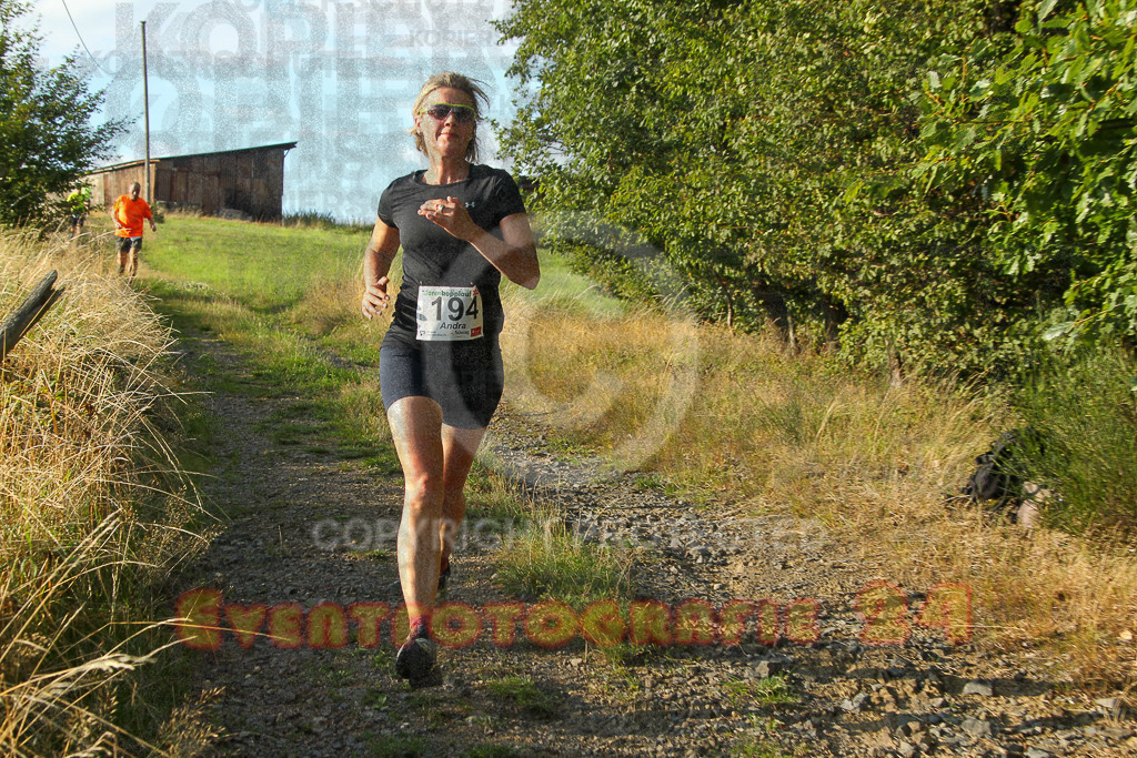 250801_1915_EV4_8377 | Sportfotografie im Rhein-Sieg Kreis, Köln, Bonn, NRW, Rheinland Pfalz, Hessen, etc. Unser Tätigkeitsfeld umfasst den Laufsport vom Volkslauf über den Marathon, Duathlon, Triathon bis zum Ultralauf wie Kölnpfad Ultra oder Schindertrail.