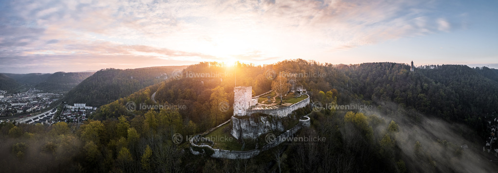 Burgruine Helfenstein an einem Frühlingsmorgen | löwenblicke | shop