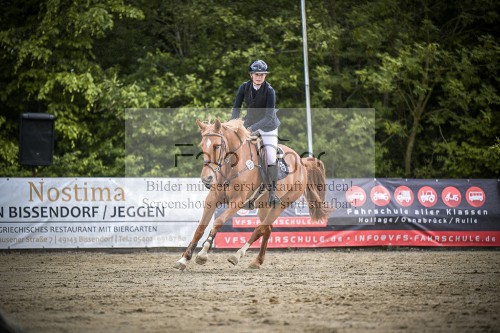 DOS_0325 | Entdecke hochwertige Reitturnierfotos von Foto Oger. Professionell, emotional und authentisch – jetzt Lieblingsmomente im Shop bestellen. - Realisiert mit Pictrs.com