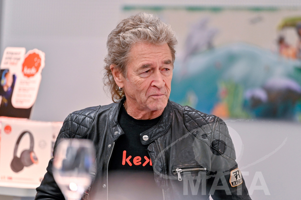 _DWI1822 | Peter Maffay bei Presse Konferenz auf der Stand Play Mobil bei der Spielwarenmesse in Messe Nürnberg. Nürnberg, 31.01.2023 - Realisiert mit Pictrs.com