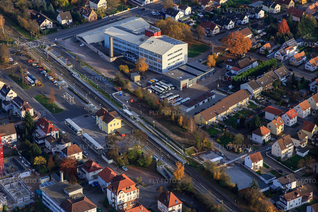 Luftbild: Bahnhof Kandel in Kandel im Bundesland Rheinland-Pfalz in Deutschland. Foto: IMG_085218.jpg vom 08.11.2015 durch Werner Riehm/FLY-FOTO.de