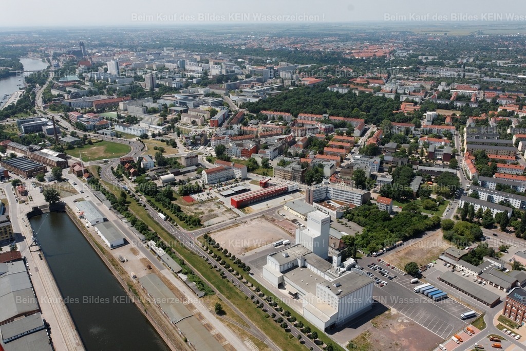 IMG_1765_optimiert_raw | Die Magdeburger Platte® - das sind die schönsten Luftbilder von Magdeburg & Sachsen-Anhalt auf Acryl, Leinwand oder zum Download. Das ist Luftbildfotografie & Luftbildaufnahmen mit Drohne & Flugzeug.  - Realisiert mit Pictrs.com