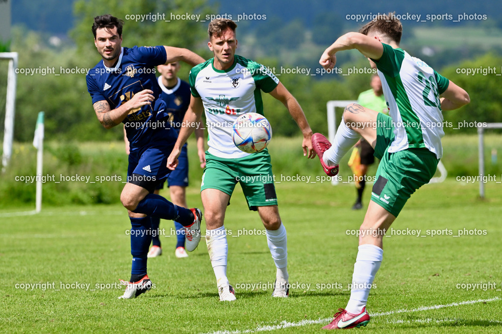 ATUS Velden vs. VST Völkermarkt | #5 Roland Putsche ATUS Velden, #21 Oliver Kuester VST Völkermarkt, #20 Raphael Lukas Kulterer VST Völkermarkt, ATUS Velden vs. VST Völkermarkt, ATUS Velden vs. VST Völkermarkt am 30.05.2024 in St. Egyden (Sportpark St. Egyden), Austria, (Photo by Bernd Stefan)