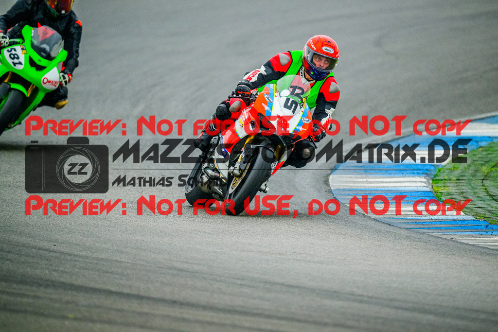 MaZZes_FotoMatrix_240614_6007705_6149 | GELB