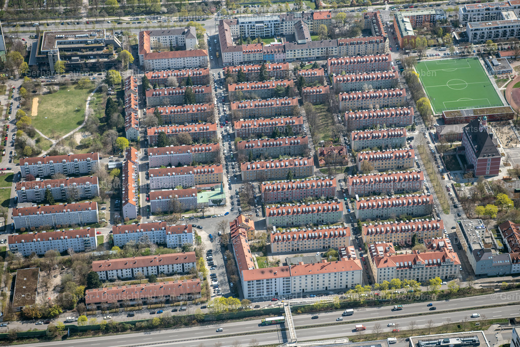 4021335 | Online-Shop für Luftbilder aus Deutschland. Seit über 45 Jahren baut Gerhard Launer das Luftbildarchiv mit unterschiedlichsten Themen stetig weiter aus.