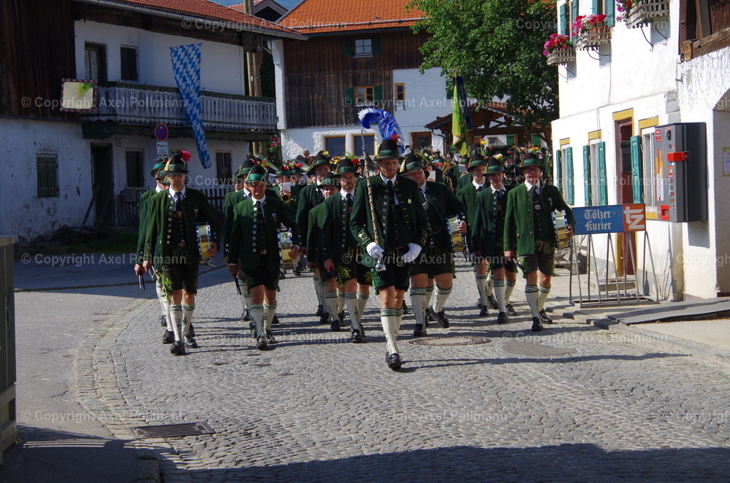 IMGP3371 | fotografiert von Axel PollmannLeonhardi Wallfahrt Benediktbeuern und Murnau, Fronleichnam, Fasching, Landschaft im Loisachtal und Benediktbeuern  - Realisiert mit Pictrs.com