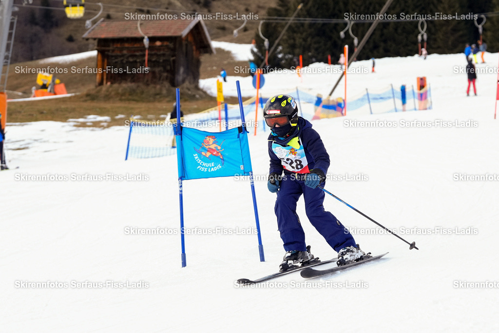 SRF_02.01.2026_0901 | Skirennfotos,Serfaus,Fiss,Ladis,Kinderskirennen,Winter,Tirol,Oberland,skirace,SFL,feelfree,weil wir's genießen,ski,Ski,skifahren,Sonnenplateau, - Realisiert mit Pictrs.com