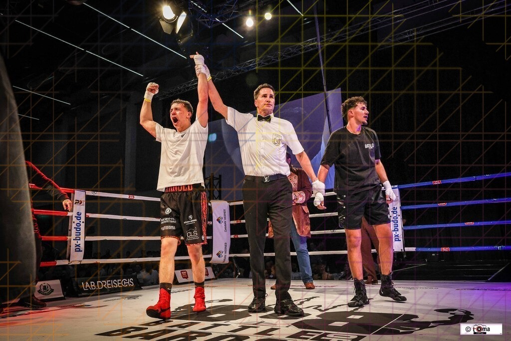 BoB 2026 Arnold vs. Faiz-80 | professionelle Sport- und Eventfotografie von Tomafocus – dynamische Bilder, emotionale Momente und hochwertige Aufnahmen für jeden Anlass. - Realisiert mit Pictrs.com