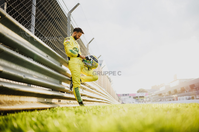 DTM725_091118270502863JS_JS | DTM, 13. + 14. Rennen Red Bull Ring by VKB-Bank 2025 - Foto: Gruppe C Photography - Realisiert mit Pictrs.com