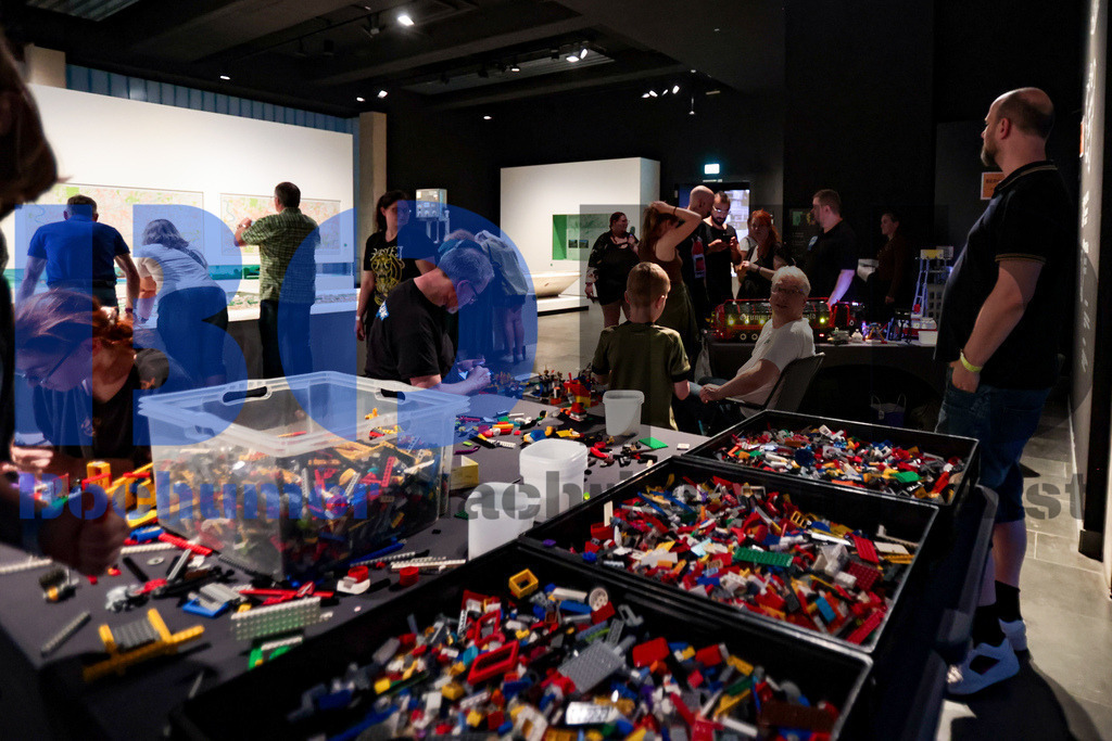 SES_BOCEXT20250626-59 | bond - Realisiert mit Pictrs.com