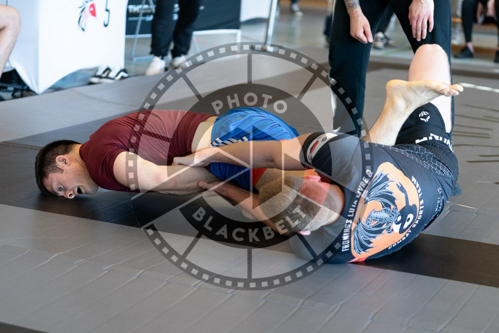 20250329PBB4969 | Fighters compete during the International Luta Livre (ILLCS) Germany IX Spring 2025 Competition spring on March 29, 2025 in Hannover, Germany.© Chiara Dazi