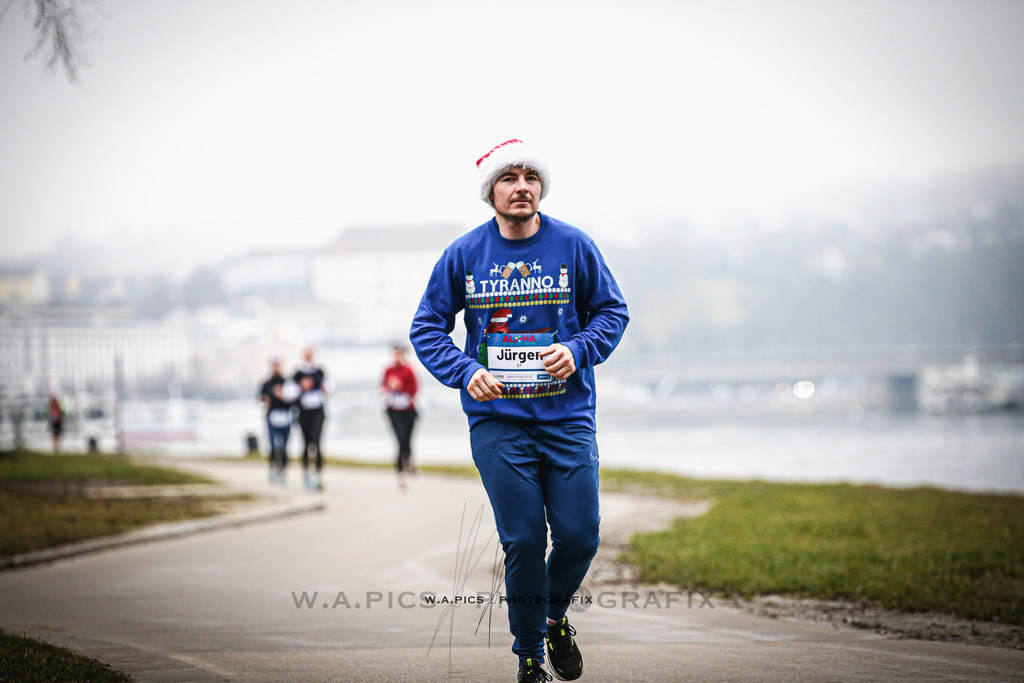 ..... | Linz, AUSTRIA,14. Dezember 25, ALOHA WINTERLAUF DEZEMBER 25 , Image shows: Photo: WAPICS / Andreas Willdoner