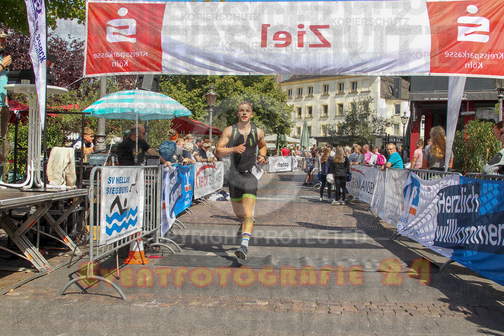 250824_1443_EV4_2102 | Sportfotografie im Rhein-Sieg Kreis, Köln, Bonn, NRW, Rheinland Pfalz, Hessen, etc. Unser Tätigkeitsfeld umfasst den Laufsport vom Volkslauf über den Marathon, Duathlon, Triathon bis zum Ultralauf wie Kölnpfad Ultra oder Schindertrail.