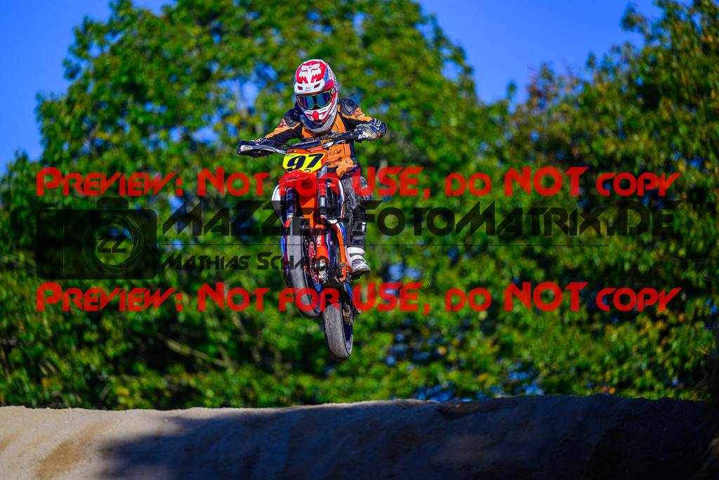 MaZZes_Fotomatrix_20241004_6021986_5754 | JUNIOR