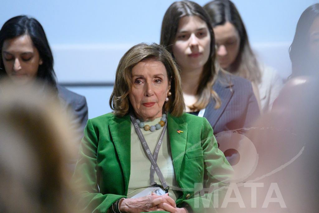_DWA0201 | Nancy Pelosi auf der Veranstaltung Girls Just Want to Have Fundamental Rights: Fighting the Global Pushback im Rahmen der Münchner Sicherheitskonferenz 2026. München, 14.02.2026 Bayern Deutschland - Realisiert mit Pictrs.com