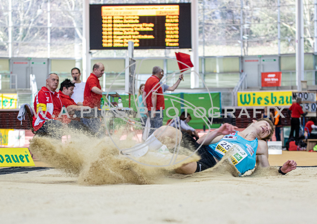 OEM LEICHTATHLETIK HALLE | LINZ,AUSTRIA,22-23.FEB.20 - OEM LEICHTATHLETIK HALLE. Image shows Kronsteiner Philipp.
Photo: SMP/Andreas Willdoner