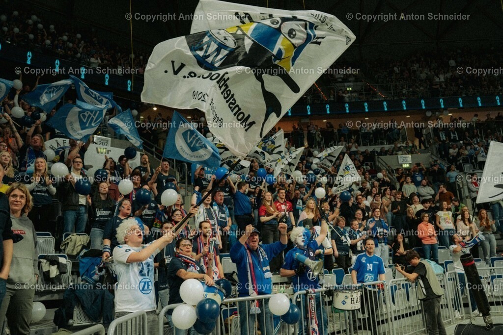 Vollyballpokalfinale 25/26 Mannheim | Zoi DVV Pokalfinale am 28.02.2026 in Mannheim I VfB Suhl LOTTO Thüringen - Allianz MTV Stuttgart I VfB Friedrichshafen - SVG Lüneburg - Realisiert mit Pictrs.com