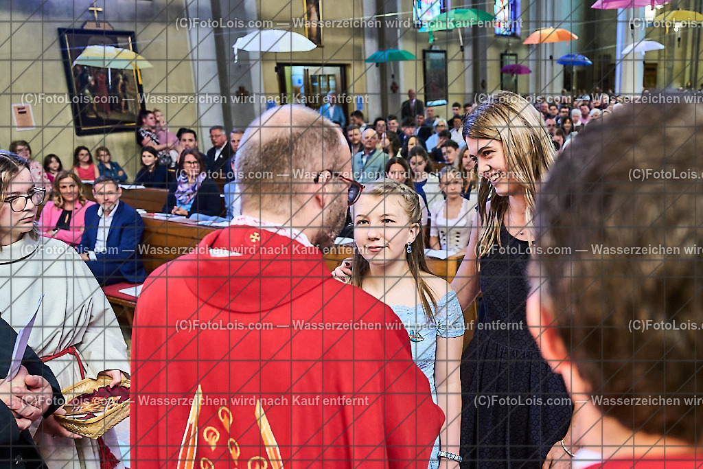 ALP0831_PfarrFirmung Wieselburg_Firmvorgang | (C)FotoLois.com, Alois Spandl, Firmung in der Pfarrkirche Wieselburg mit Generalvikar Dr. Christoph Weiss, Dechant Pfarrer Daniel Kostrzycki und Monignore Franz Dammerer, Sa 15. Juni 2024.