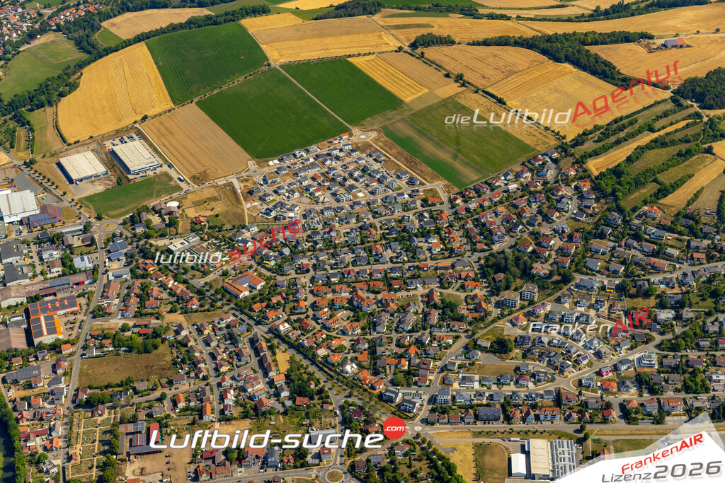 Das Luftbild zeigt :  Weikersheim - Die Luftaufnahme wurde 2023 vom UL-Flugzeug aus erstellt ( keine Drohne ) - Hochauflösende Luftaufnahme - Für grossformatige Ausdrucke geeignet. Die Geschenkidee !Mit Lizenz und Bildrechte bestellbar