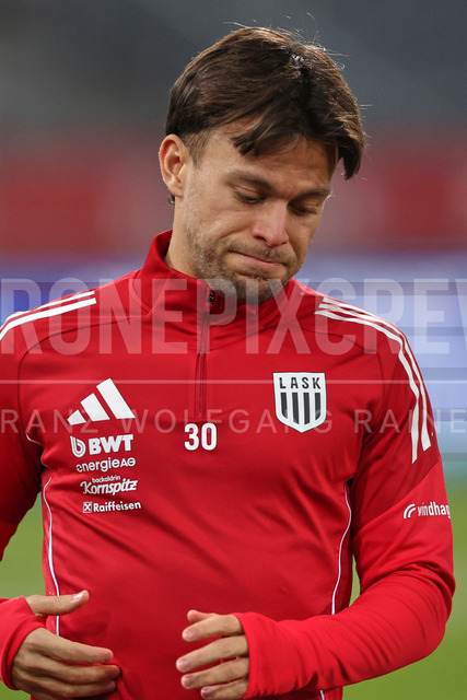 Austrian Bundesliga: Grazer AK 1902 vs LASK | GRAZ, AUSTRIA, 13.DEC.25 - SOCCER - ADMIRAL Bundesliga, Grazer AK 1902 vs LASK. The image shows Sascha Horvath (Lask).