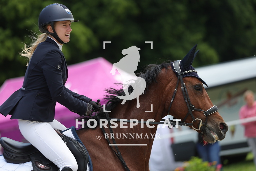 0P6A3525 | Willkommen bei Brunnmayr - Design & Fotografie – Ihrem Spezialisten für Reitturniere und Pferdeveranstaltungen in Oberösterreich, Salzburg und Bayern! Seit über 17 Jahren sind wir leidenschaftlich dabei.
