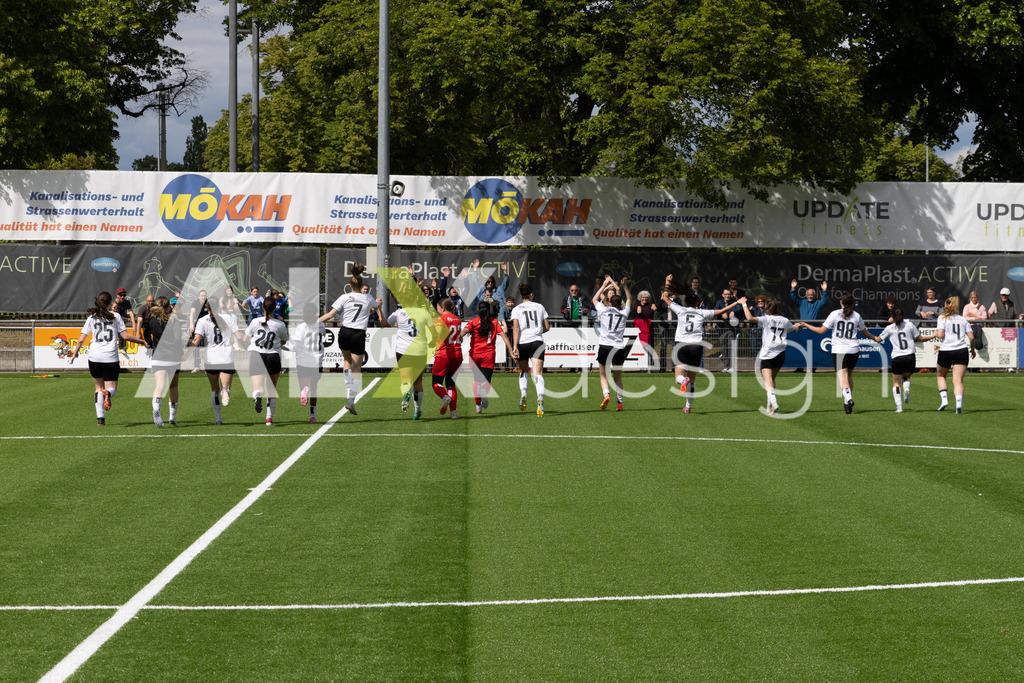 Fußball I Frauen I Saison 2025-2026 I Frauen 3. Liga | FVRZ Gruppe 2 | 18. Spieltag I Spielvereinigung Schaffhausen Damen 1 - Team Furttal Zürich I 17.05.2026 | Hochwertige Sportfotos kaufen & lizenzieren für Medien, Vereine, Agenturen & Sportler:innen. Entdecke professionelle Sportfotografie im Bildshop von Alexander Franzen. - Realisiert mit Pictrs.com