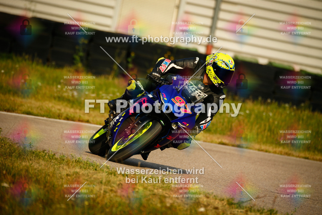 _MOT5320 | Hier findet Ihr Bilder von Touristenfahrten auf der Nürburgring Nordschleife oder von anderen Veranstaltungen die ich besucht habe. Viel Spass beim Durch Schauen 