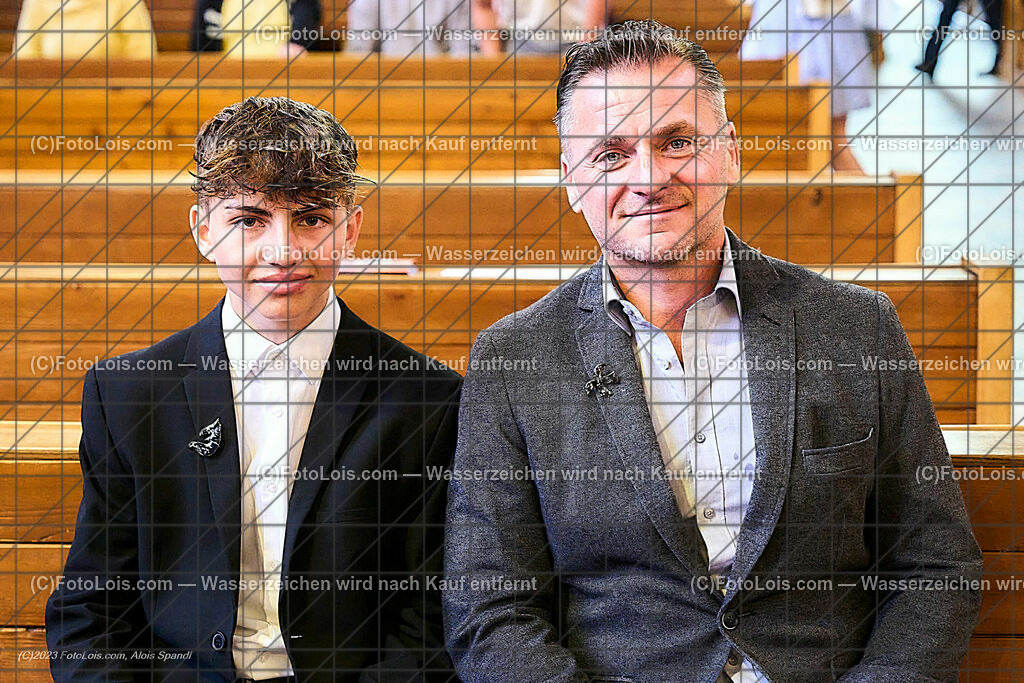 ALP2117_Pfarrfirmung Wieselburg | (C)FotoLois.com, Alois Spandl, Pfarrfirmung in Wieselburg mit Firmspender Eduard Gruber (ehemaliger Generalvikar der Diözese St. Pölten), Sa 3. Juni 2023.