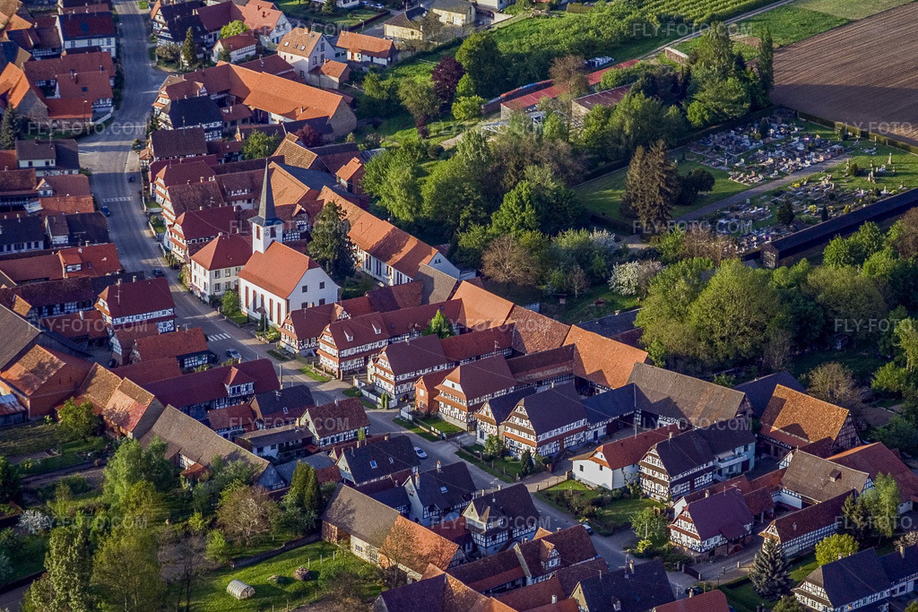 Aerial view: View of the town in Seebach in the state Bas-Rhin, France.Photo: IMG_10616.jpg taken on 05/04/2008 by Werner Riehm/FLY-FOTO.comResolution of the original: 3333 x 2222 px