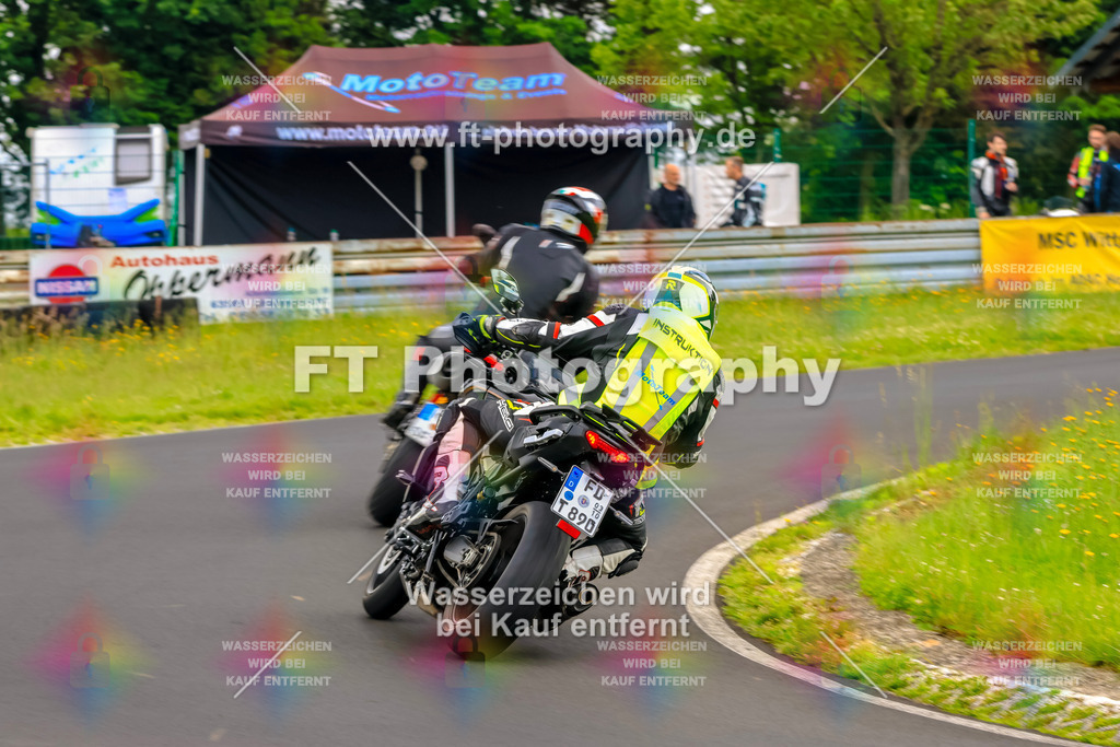 VBK-7648 | Hier findet Ihr Bilder von Touristenfahrten auf der Nürburgring Nordschleife oder von anderen Veranstaltungen die ich besucht habe. Viel Spass beim Durch Schauen 