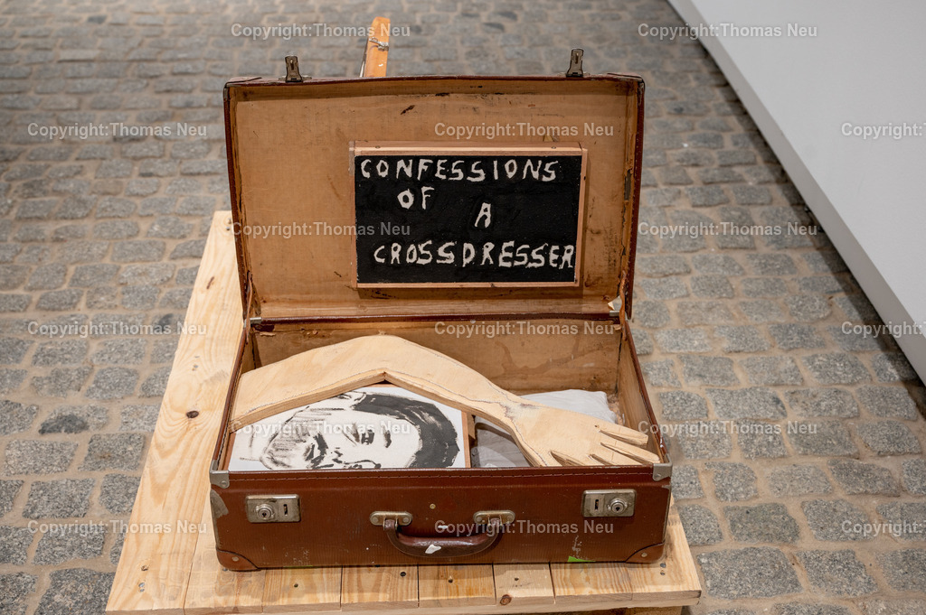 DSC_7160 | Museum der Stadt Bensheium, Brett Seiler - Low Budget – Love Story,, Bild: Thomas Neu