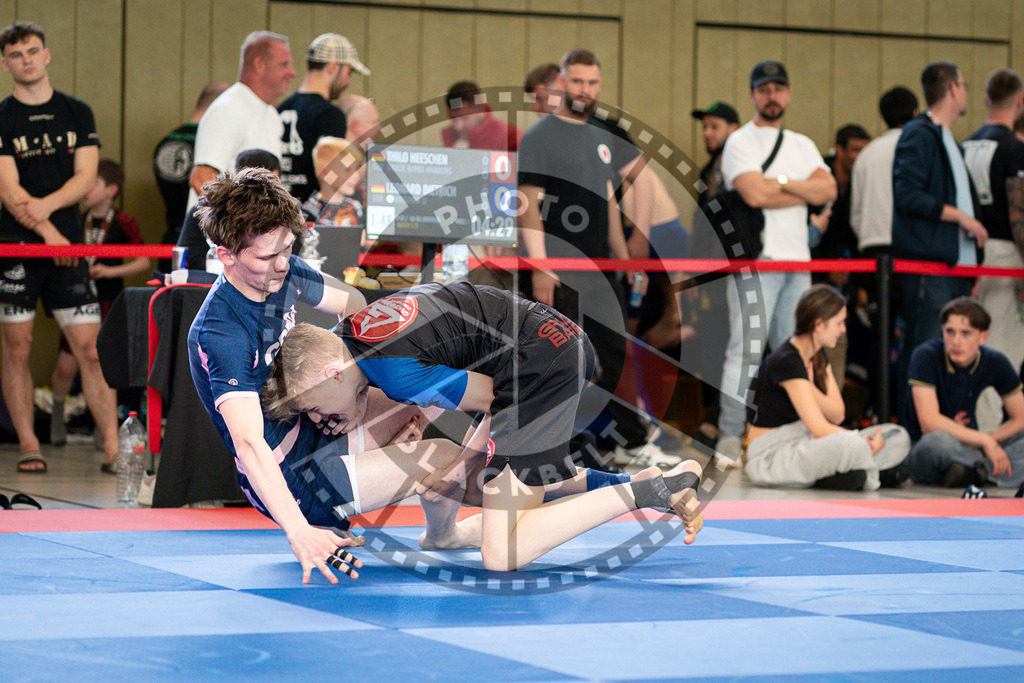 20250510PBB2416 | Athletes compete during the JJLG Berlin Open Jiu-Jitsu Championship on May 10, 2025 in Berlin, Germany. © Chiara Dazi / photoblackbelt