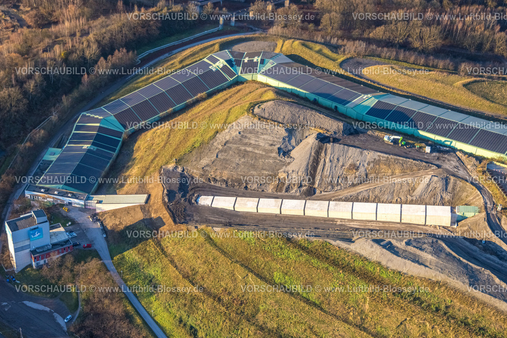 Bottrop251204517 | Luftbild, Baustelle mit Tunnel-Umbau am alpincenter Bottrop, Skihalle auf der Halde Prosperstraße, Welheim, Bottrop, Ruhrgebiet, Nordrhein-Westfalen, Deutschland