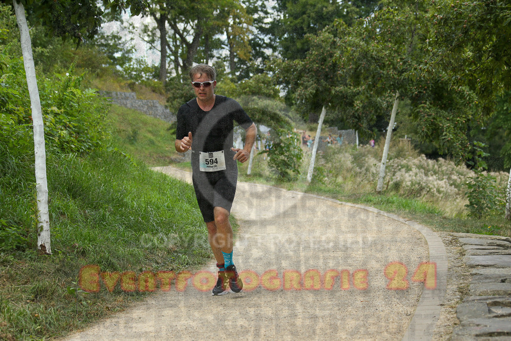 250824_1426_EX1_6188 | Sportfotografie im Rhein-Sieg Kreis, Köln, Bonn, NRW, Rheinland Pfalz, Hessen, etc. Unser Tätigkeitsfeld umfasst den Laufsport vom Volkslauf über den Marathon, Duathlon, Triathon bis zum Ultralauf wie Kölnpfad Ultra oder Schindertrail.