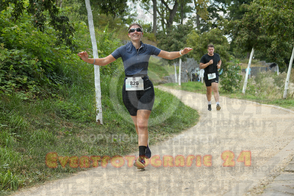 250824_1520_EX1_8793 | Sportfotografie im Rhein-Sieg Kreis, Köln, Bonn, NRW, Rheinland Pfalz, Hessen, etc. Unser Tätigkeitsfeld umfasst den Laufsport vom Volkslauf über den Marathon, Duathlon, Triathon bis zum Ultralauf wie Kölnpfad Ultra oder Schindertrail.