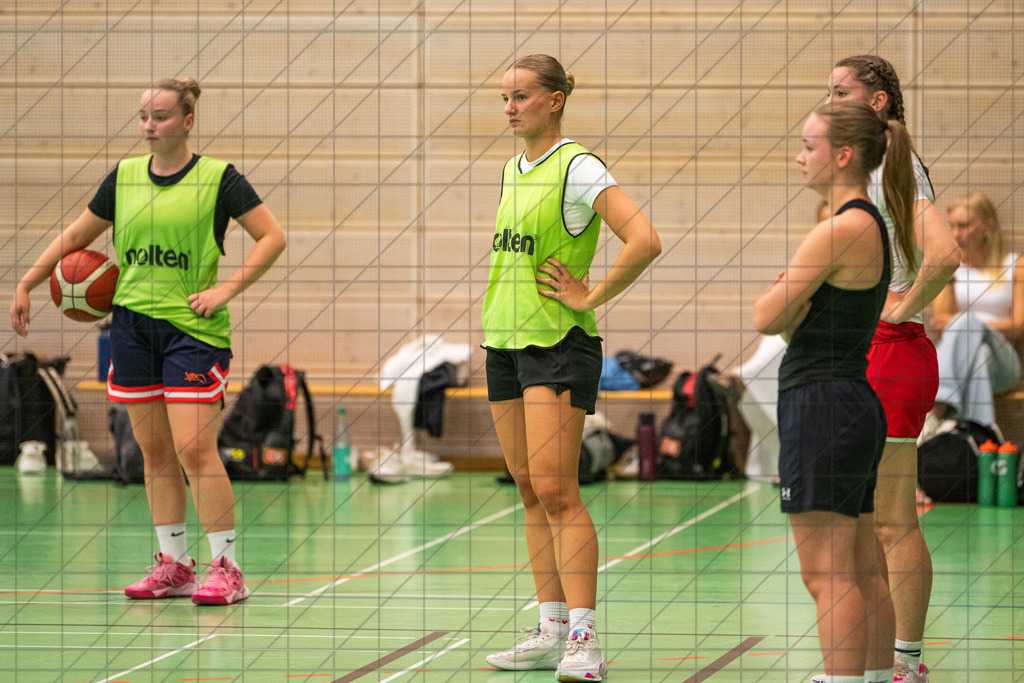 2. DBBL Nord 25/26 | BBC Osnabrück Trainingsimpressionen | //  02.09.25: 2. DBBL Nord 25/26 | BBC Osnabrück Trainingsimpressionen / Osnabrück / Deutschland  //   CREDIT:www.bullenfotos.de, Martin König, Hörner Weg 40, D-49078 Osnabrück, +4917663732967 // Nutzung und Weitergabe nur zu den vereinbarten Zwecken. Presseanfragen an Ersteller. Alle Rechte beim Ersteller. Honorierung nach MFM. - Realisiert mit Pictrs.com