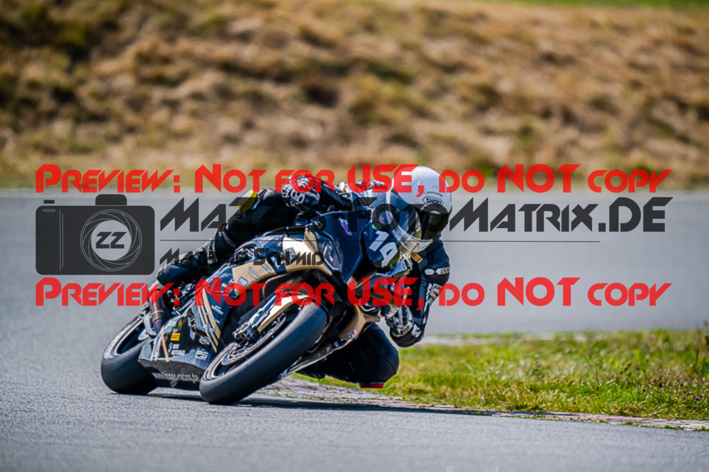 MaZZes_FotoMatrix_220724_4718 | PRO SUPERSTOCK