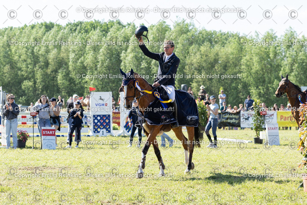 CL5A1170 | Emilia Reinking Fotografie - Realisiert mit Pictrs.com