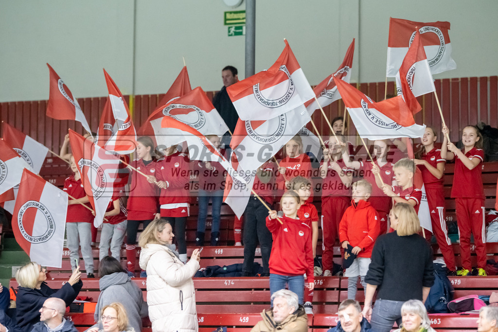 SFE_20221218_0032 | 1. Bundesliga Hockey Damen Rot-Weiss Köln - Crefelder HTCa am 18.12.2022 in Köln (KTHC Stadion Rot-Weiss Köln Tennis and Hockey Club), Photo: Stephan Fehrmann 2022 (Sports-Gallery)