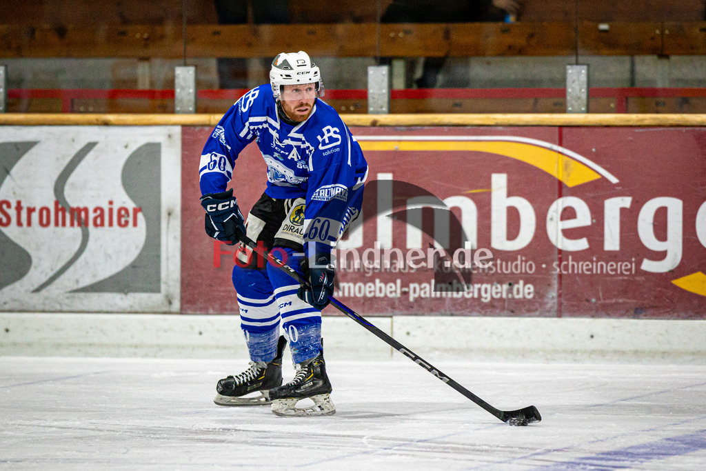 SC Forst NATURE BOYS gegen WANDERERS Germering | Eishockey Landesliaga Herren Gruppe A 2024/2025, SC Forst NATURE BOYS gegen WANDERERS Germering, 20241025,Tobias ZIMMERT (Nature Boyz 60) in Aktion, Freisteller,2024-10-25 in Peißenberg (Eisstadion Peißenberg), Tobias ZIMMERT (Nature Boyz 60)Copyright: WolfgangxLindner www.foto-lindner.de