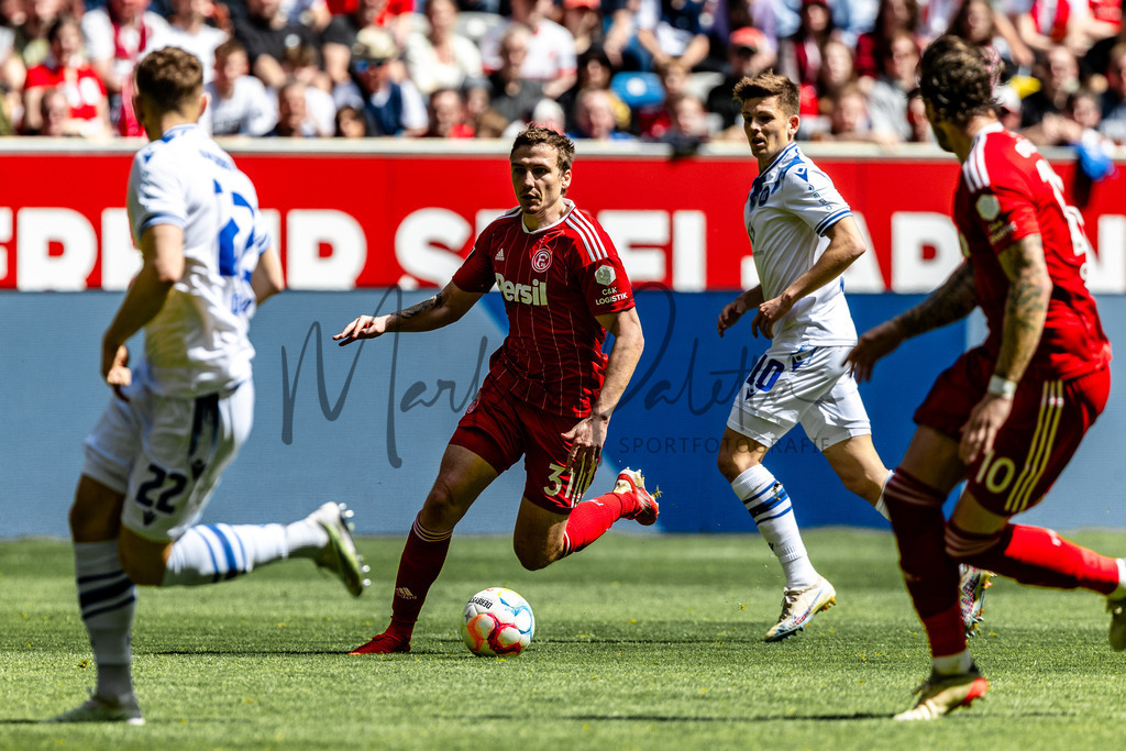 Fortuna Düsseldorf vs. Karlsruher SC | Düsseldorf, 30.04.2023: 2. Bundesliga, 30. Spieltag, Fortuna Düsseldorf gegen Karlsruher SC in der Merkur Arena in Düsseldorf. Foto: sportfotografie.ms | Markus Paletta - Realisiert mit Pictrs.com