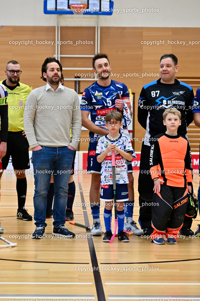 VSV Unihockey vs. KAC Floorball 4.2.2023 | Ehrung Helmut Koloini, #5 Michael Kanduth, #87 Timmo Taurer