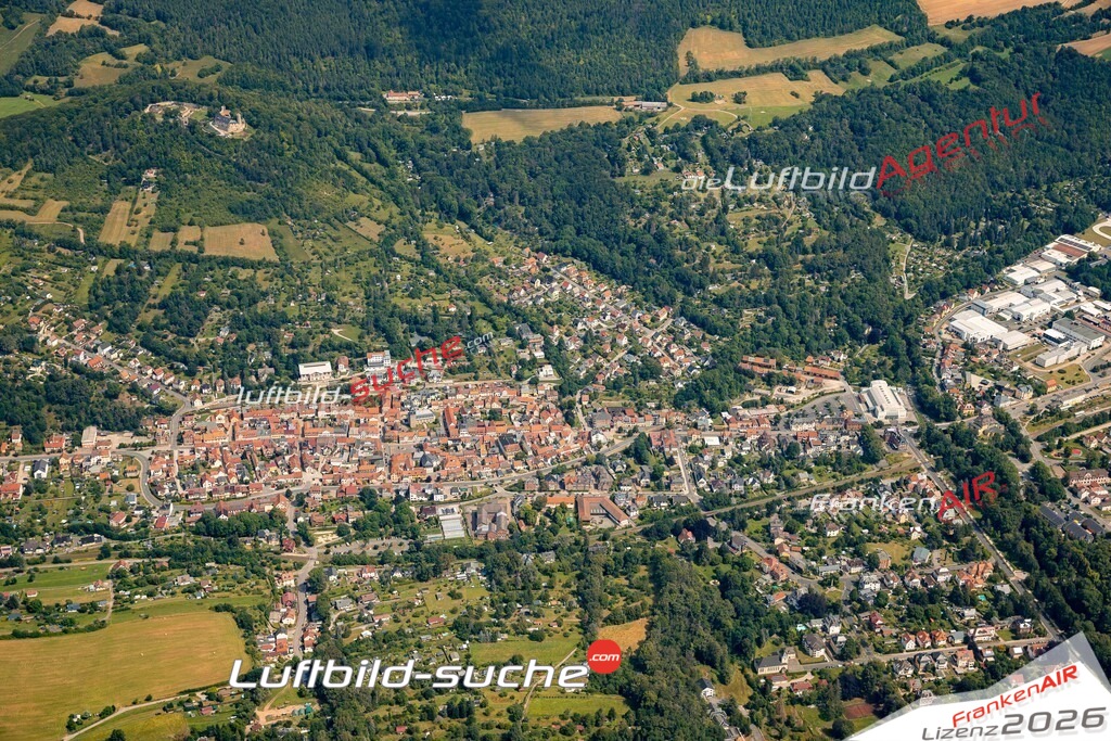 Das Luftbild zeigt :  Bad Blankenburg - Die Luftaufnahme wurde 2024 vom UL-Flugzeug aus erstellt ( keine Drohne ) - Hochauflösende Luftaufnahme - Für grossformatige Ausdrucke geeignet. Die Geschenkidee !Mit Lizenz und Bildrechte bestellbar