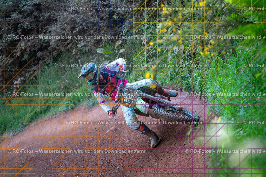 Wolfshausen 4 Lauf -1285 | Sportfotografie von RO-Fotos: Motorsport, Motocross, Enduro, Laufveranstaltungen und Triathlon. Professionelle Fotos von Sportlern und Events. - Realisiert mit Pictrs.com