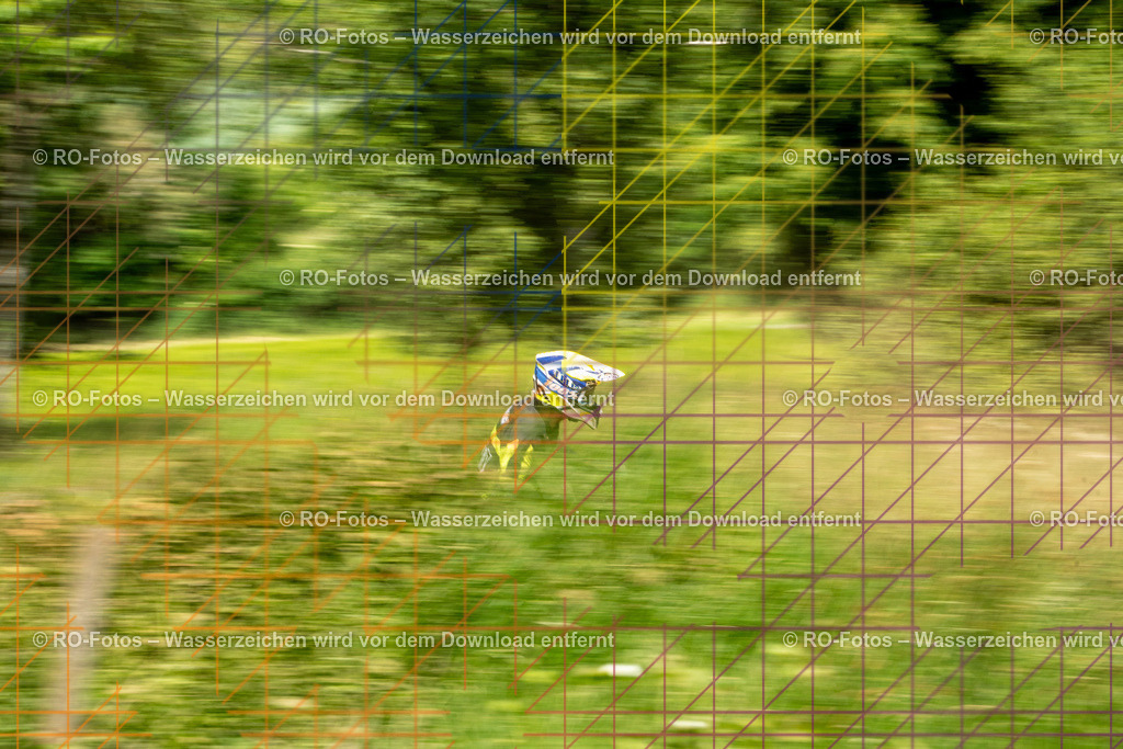 Wolfshausen 5 Lauf -497 | Sportfotografie von RO-Fotos: Motorsport, Motocross, Enduro, Laufveranstaltungen und Triathlon. Professionelle Fotos von Sportlern und Events. - Realisiert mit Pictrs.com