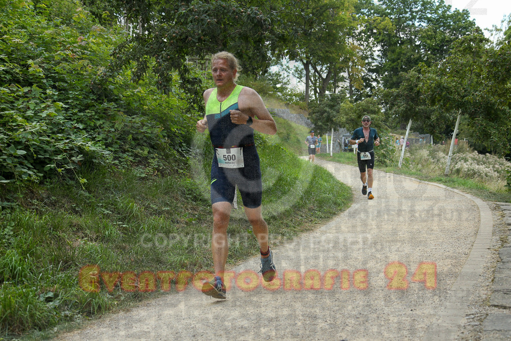 250824_1407_EX1_5053 | Sportfotografie im Rhein-Sieg Kreis, Köln, Bonn, NRW, Rheinland Pfalz, Hessen, etc. Unser Tätigkeitsfeld umfasst den Laufsport vom Volkslauf über den Marathon, Duathlon, Triathon bis zum Ultralauf wie Kölnpfad Ultra oder Schindertrail.