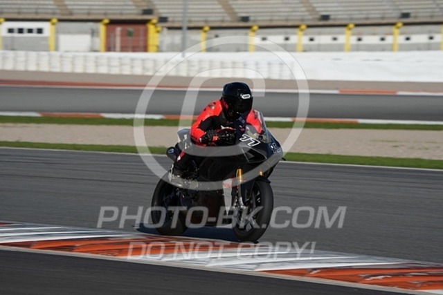 2025_03_28_PBK_13535 | Sportfotografie; SlowMotion; Video; Rennstrecke; Hafeneger; Speer; Racing; RSE; BMW; CBO; Trackday; Motorsportarena; Hockenheimring; Brno; Most; Barcelona; Valencia