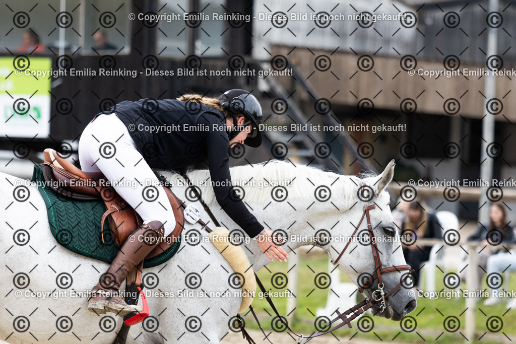 CL5A0006 | Emilia Reinking Fotografie - Realisiert mit Pictrs.com