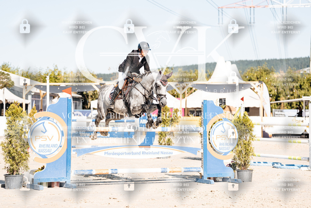 CK904824 | Turnierfotografie Pferdefotografie Trier Rheinland-Pfalz Pferdesport Reitsport Tierfotografie Sportfotografie Pferdevideo Pferdevideografie Equestrianvideography equestrianphotography  - Realisiert mit Pictrs.com