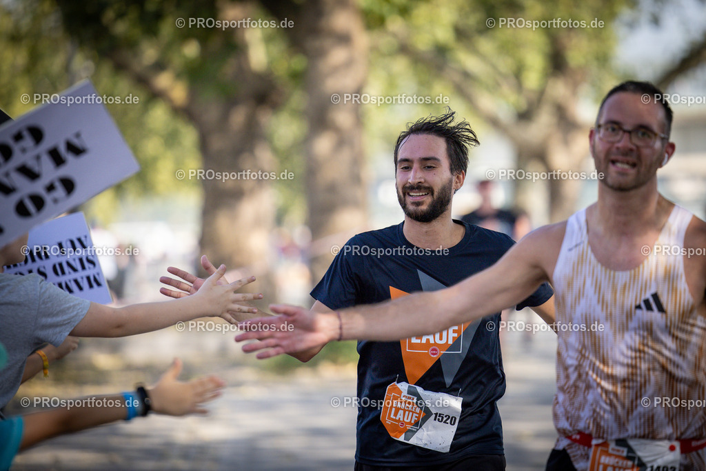 OBI ASV Koelner Brueckenlauf; Koeln, 10.09.23 | Impressionen vom OBI ASV Koelner Brueckenlauf am 10.09.23 am Olympiamuseum in Koeln (Deutschland). Foto: BEAUTIFUL SPORTS/Axel Kohring